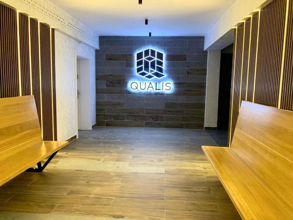 4Qualis Apartamento Braşov Exterior foto